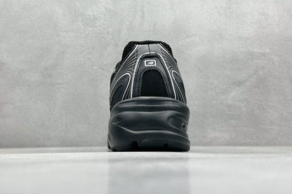 New Balance 740 Black & Silver Metallic