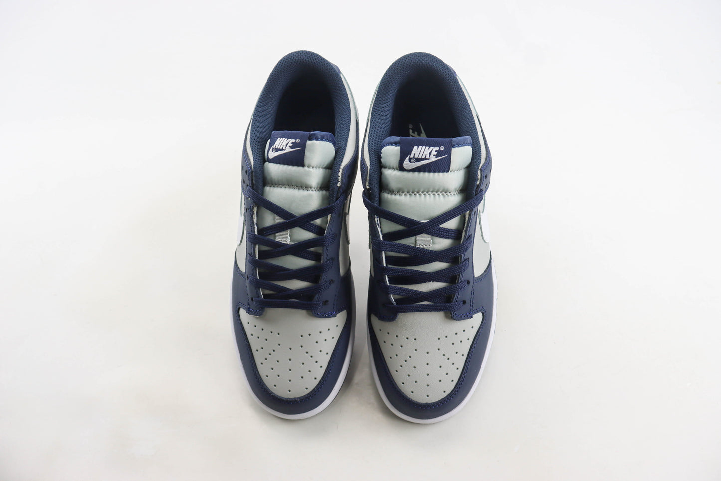 Nike Dunk Low Georgetown Navy Gray