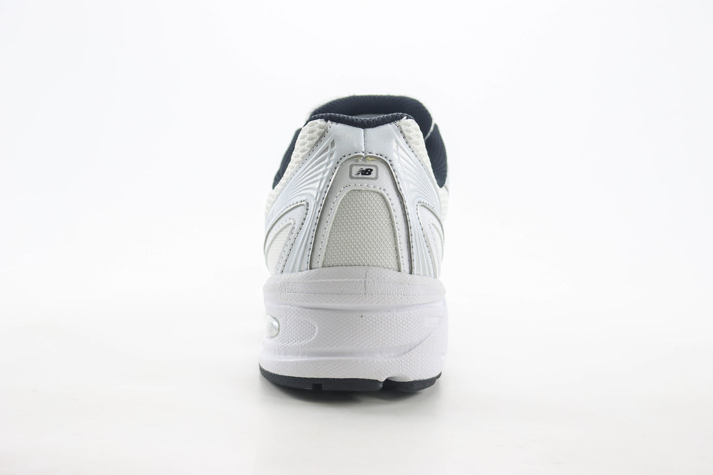 New Balance 740 White & Silver