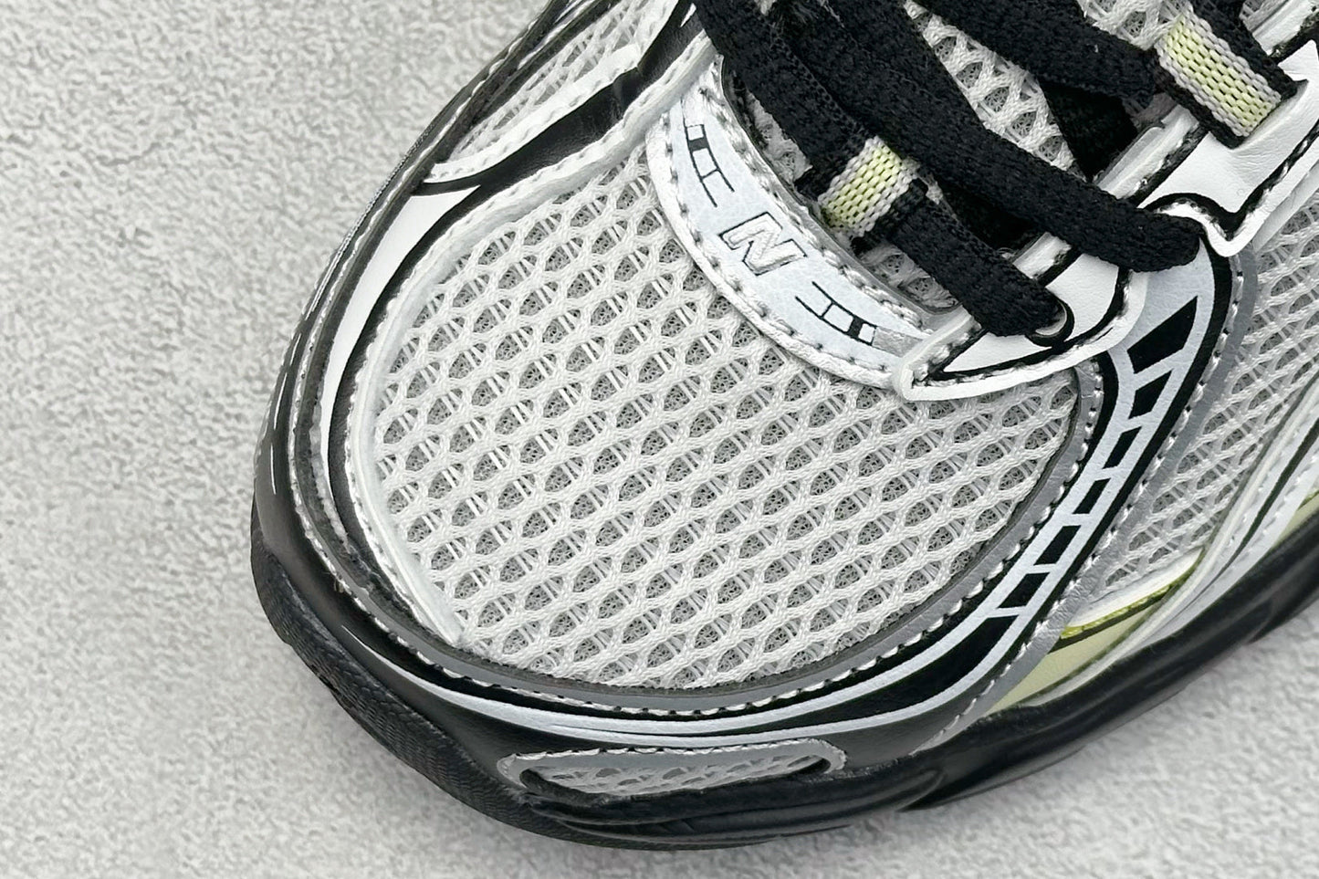 New Balance 740 Phantom Firefly