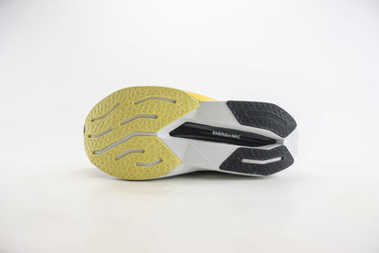 New Balance FuelCell SuperComp Trainer v3 Black Bleached Lime Glo