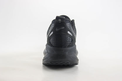 Nike Vomero 18 Black & Coconut Milk
