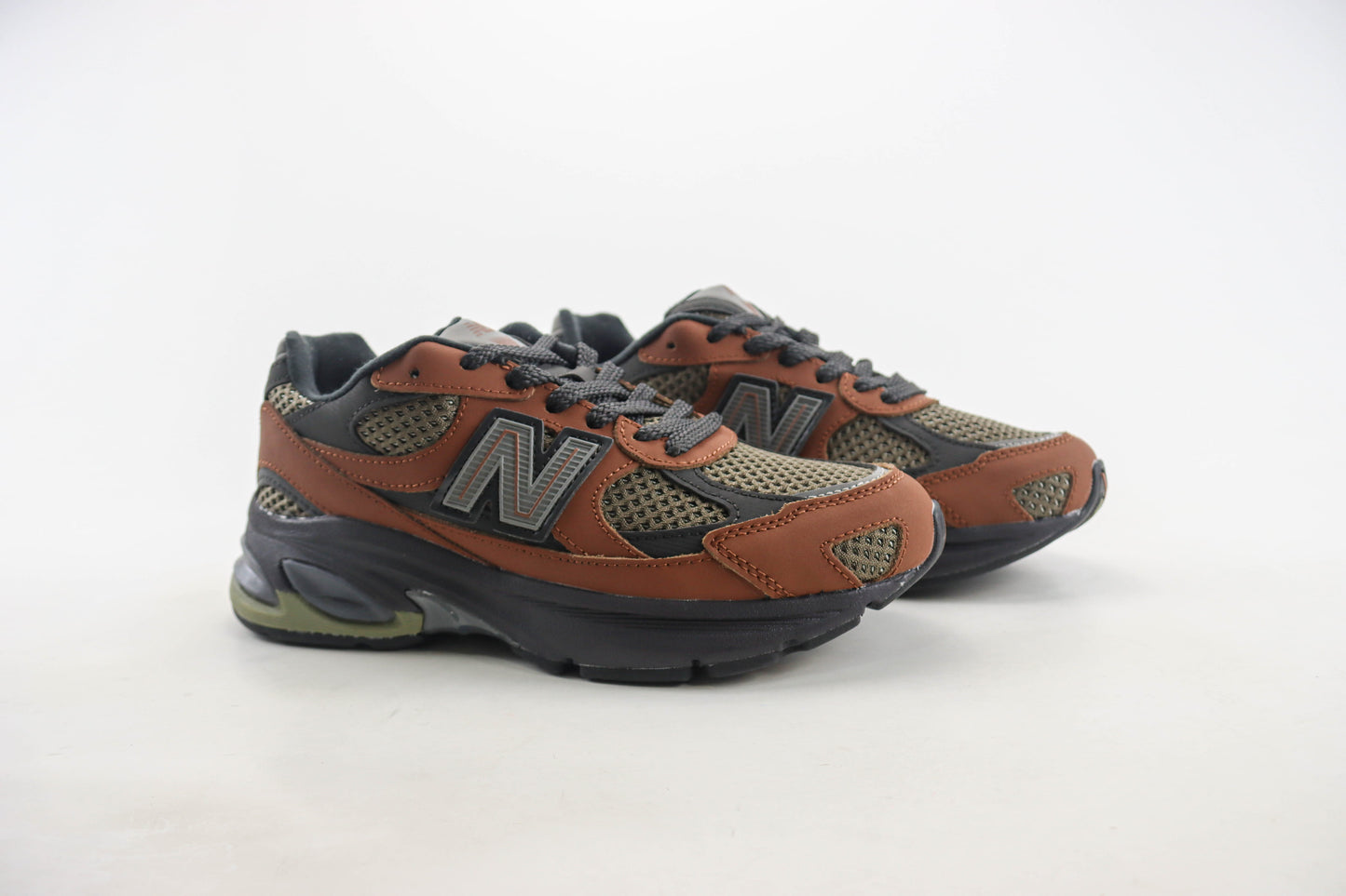 New Balance 2010 Brown
