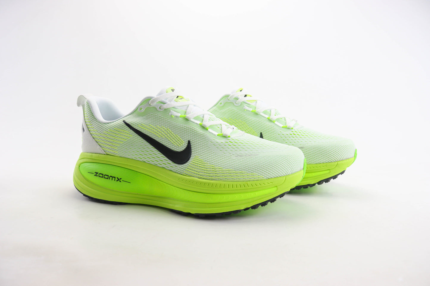 Nike Vomero 18 White & Electric Green