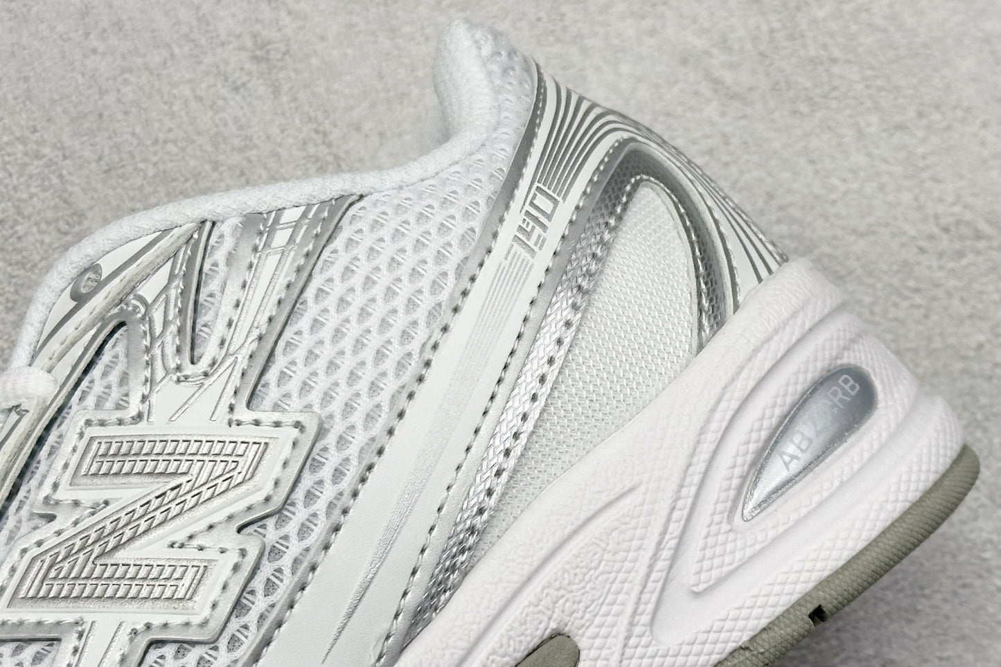 New Balance 740 White & Silver Metallic