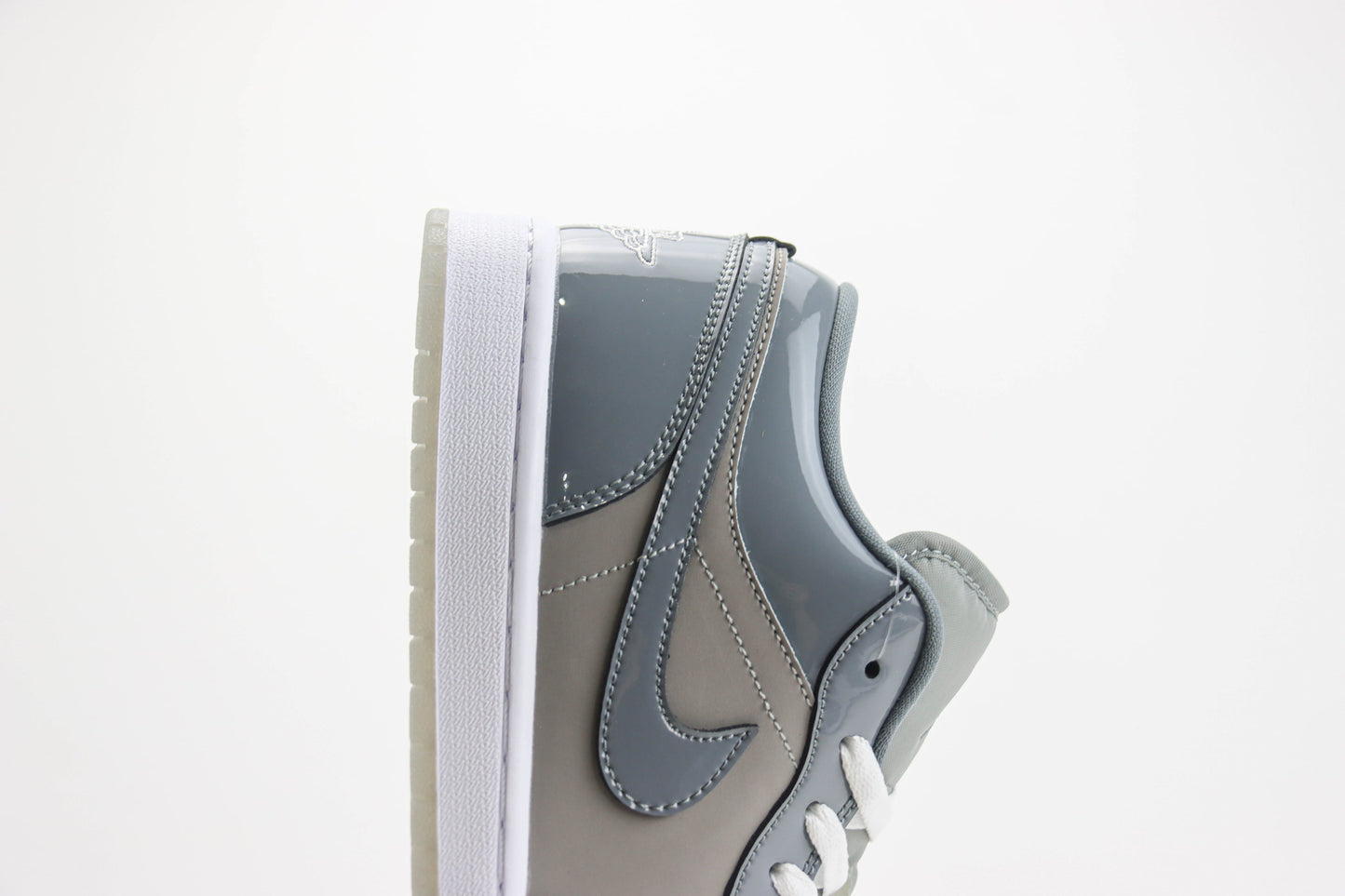 Nike Air Jordan 1 Low Medium Grey Cool Grey White