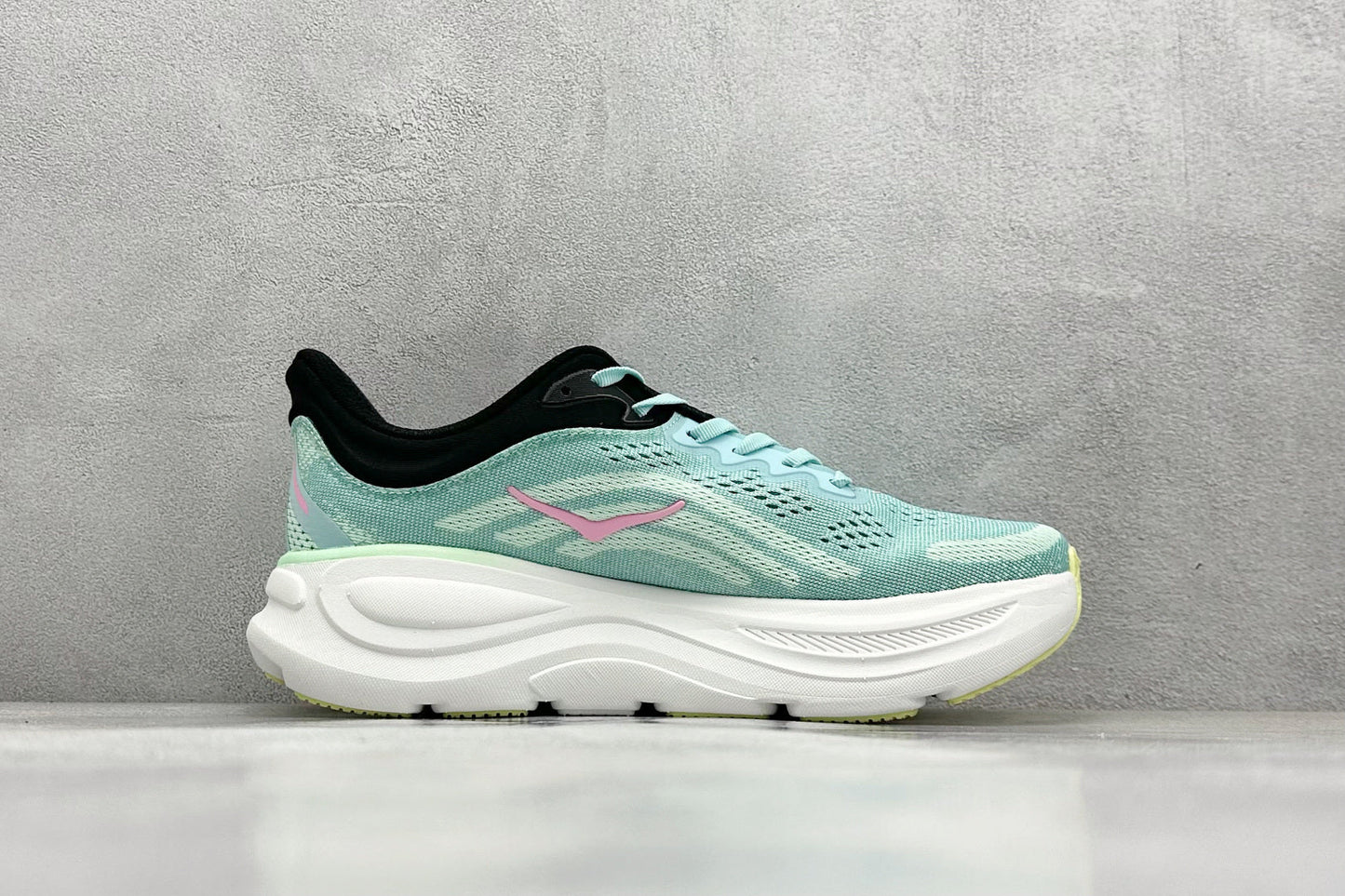 HOKA ONE ONE Bondi 9 Spark Mint Fluorite