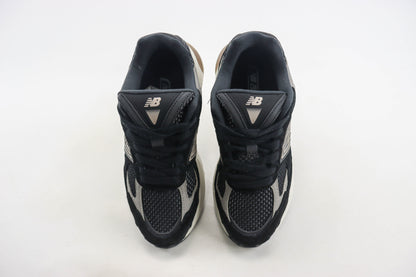 New Balance 2010 Black Shadow Grey