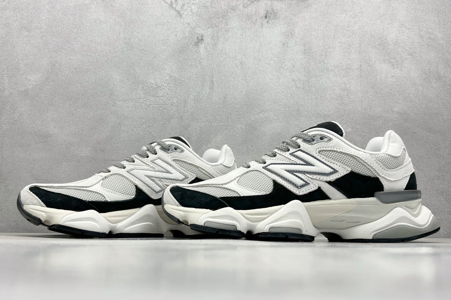 New Balance 9060 Grey Jet Black