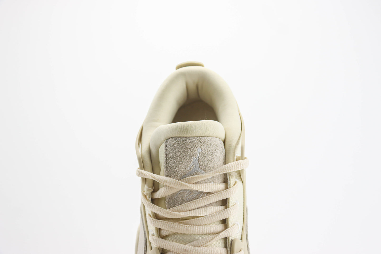 Nike Air Jordan 4 Retro OG Legend Light Brown