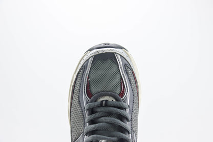 New Balance 740 Silver Metallic Grey
