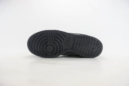 Nike Dunk Low SE Off Noir Smoke Grey