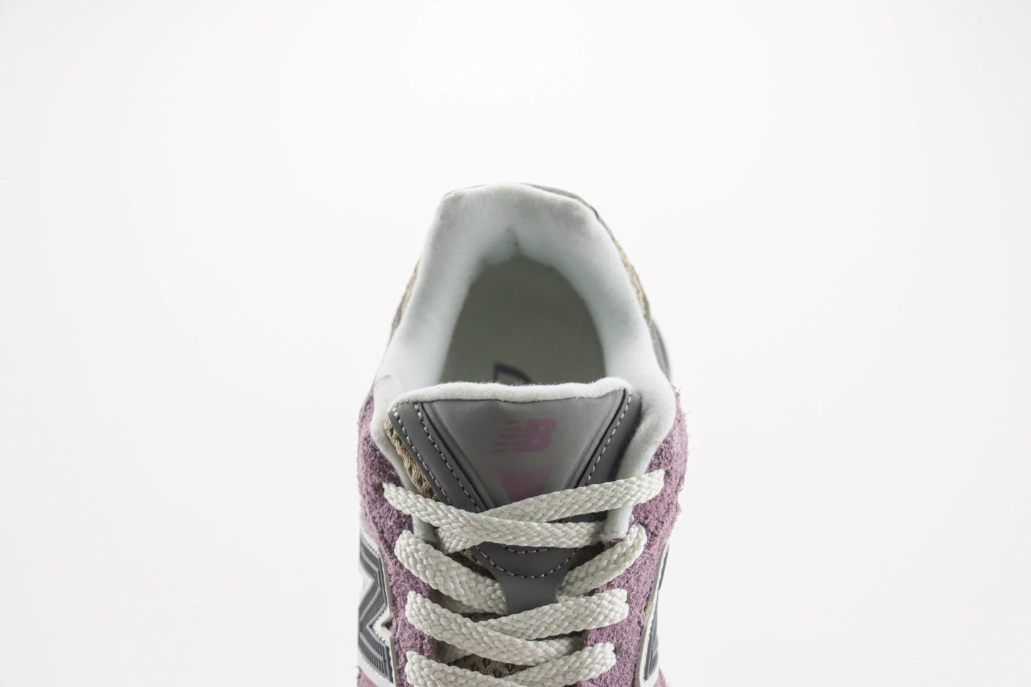 New Balance 2010 Ice Wine Castlerock