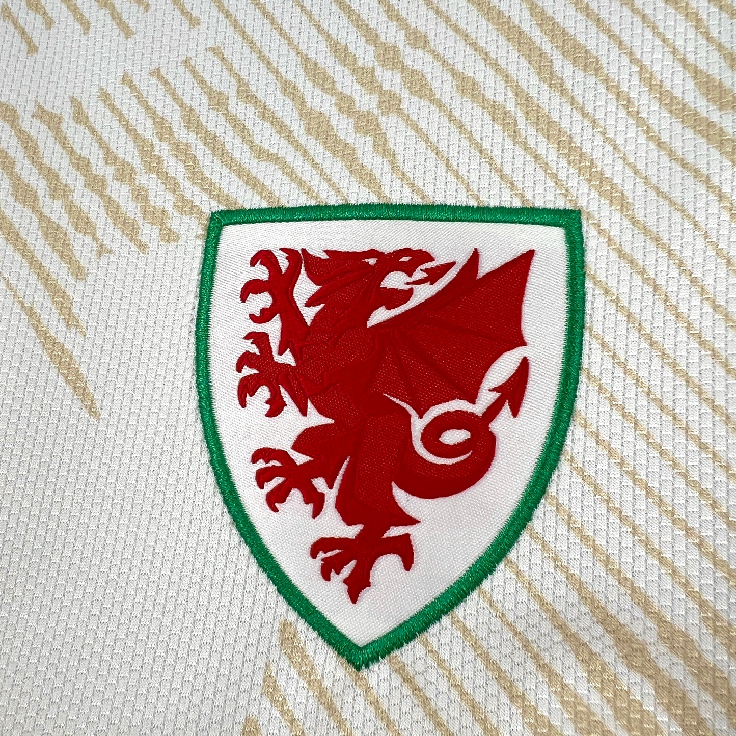 Wales 2026 World Cup Away Jersey Mens