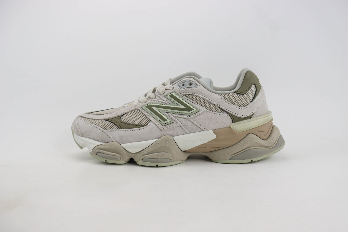 New Balance 9060 Oatmeal