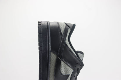 Nike Dunk Low SE Off Noir Smoke Grey